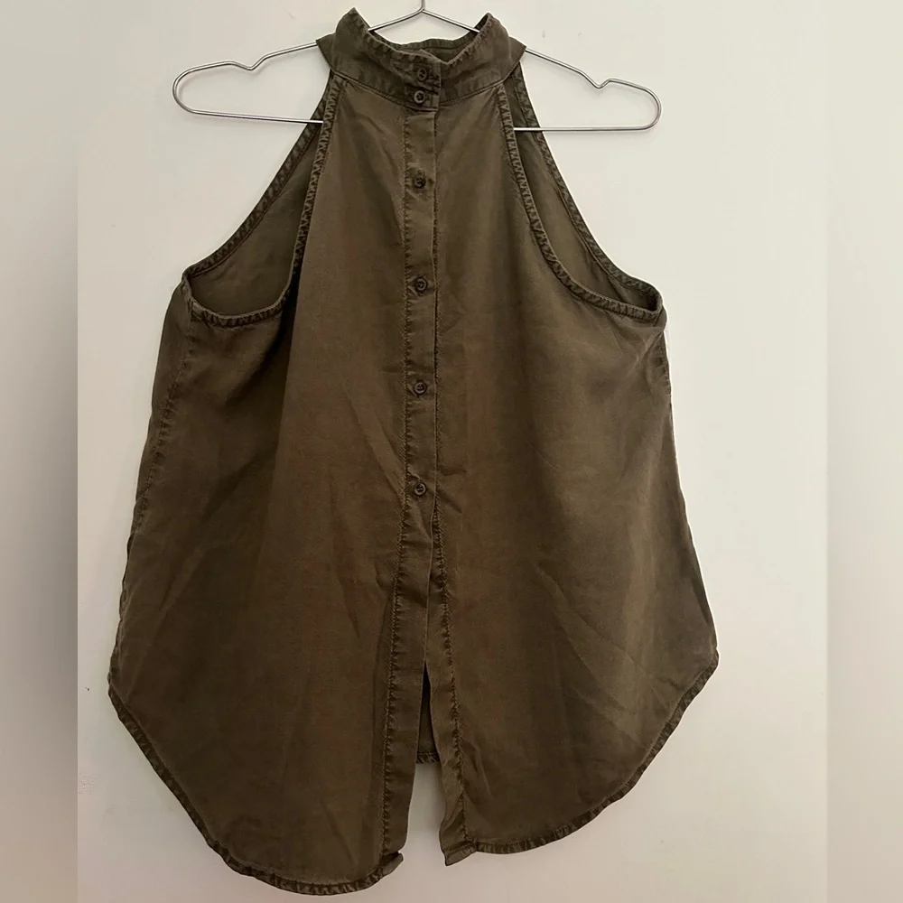 Bella Dahl Halter Button Back Sleeveless‎ Tank Top - Picture 5 of 11